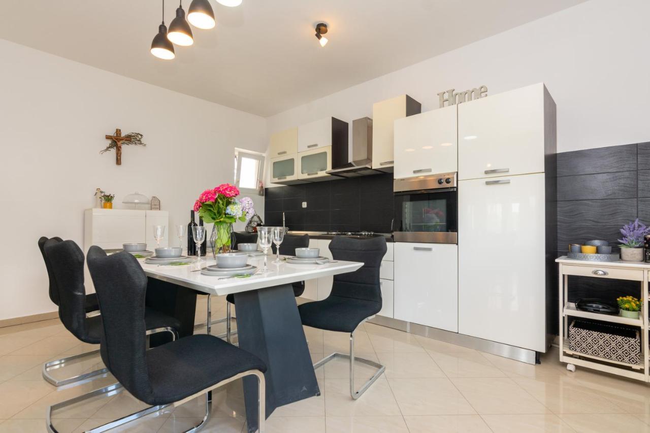Holiday Home Bibano Bibinje Extérieur photo